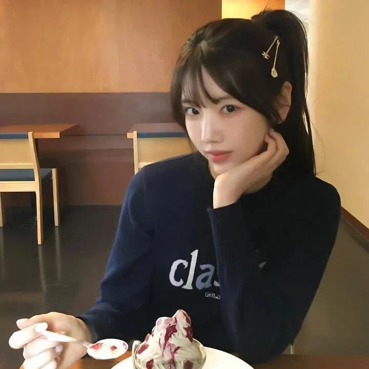 与母亲的蜜月 在线观看